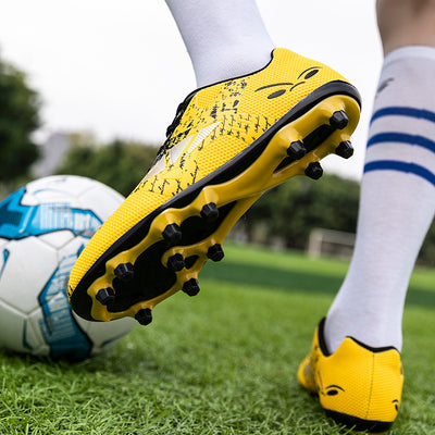 Botines de Fútbol Profesionales Antideslizantes con Tecnología Antidesgaste - Image 22
