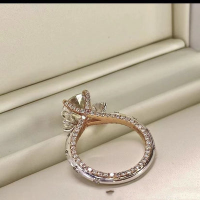 Anillo de Moissanita Three-Life para Mujer - Image 5