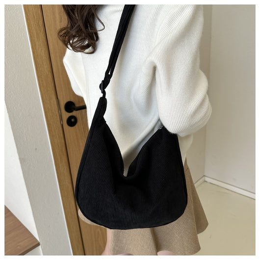 Bolso de Hombro Acolchado Tipo Dumpling para Mujer - Image 27