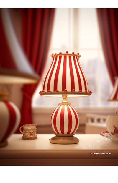 Lámpara de Mesita Retro Circo Americano para Dormitorio - Image 11