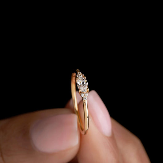 Anillo de Compromiso Ojo de Caballo en Plata 925 con Piedra Azul - Image 3
