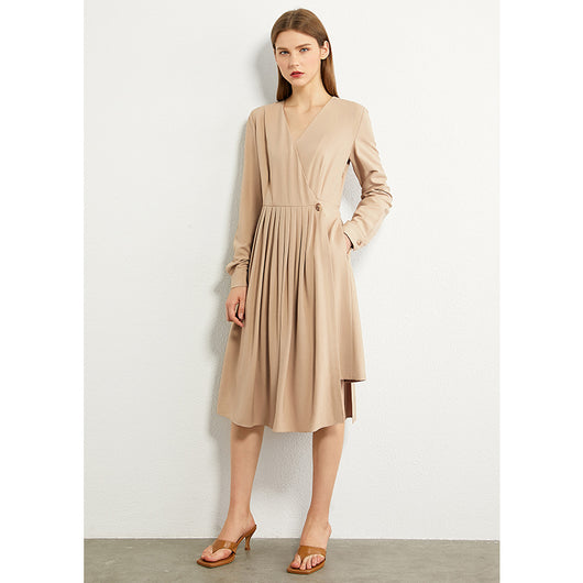 Vestido Elegante Escote V con Cintura Ajustada - Image 8