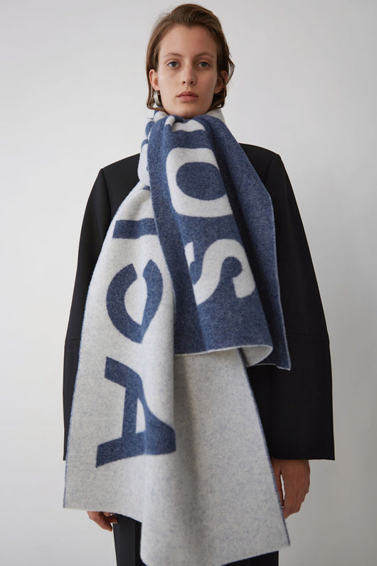Bufanda de Lana Nórdica Tejida con Logo Designer para Otoño e Invierno - Image 11