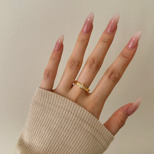 Anillo Retro de Mujer en Metal con Forma de Pera y Acabado Cepillado - Image 10