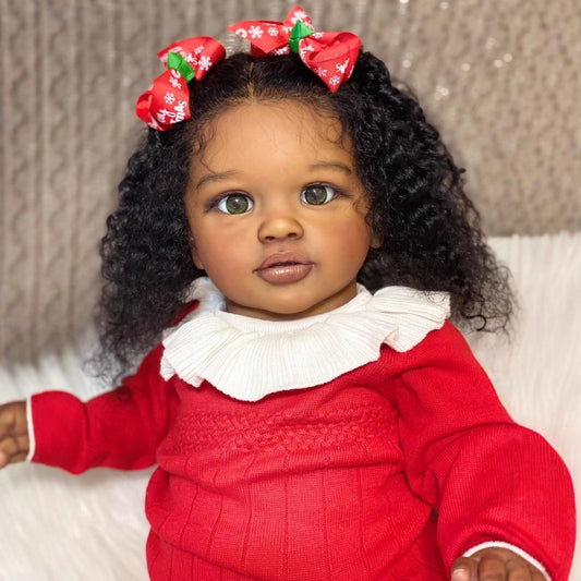 Muñeca Realista de Tez Oscura con Outfit Rojo de Manga Larga - Image 2