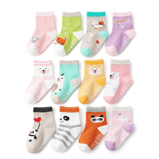 Calcetines Antideslizantes de Algodón con Lunares para Niños - Image 8