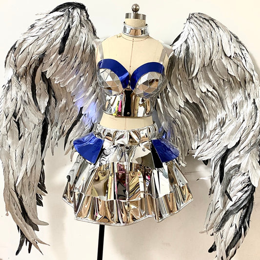 Conjunto Falda y Chaleco Plata Plumas