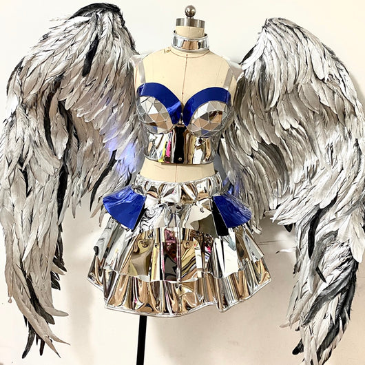 Conjunto Falda y Chaleco Plata Plumas