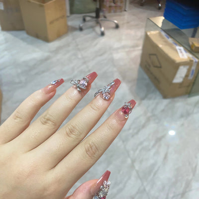 Parches de Uñas Decorativos Lujo - Aplicación Fácil y Elegante - Image 2