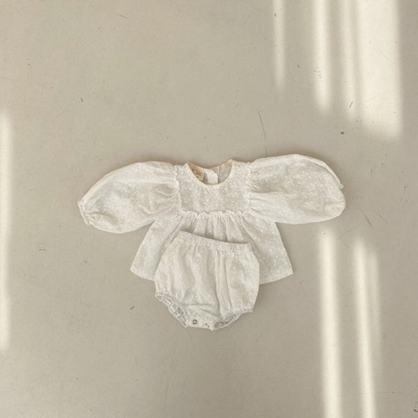 Vestido de Encaje para Niña - Elegancia y Comodidad