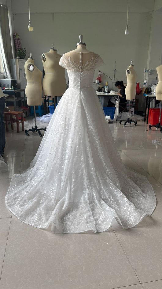 Vestido de Novia Hombros Descubiertos con Velo Nupcial de Encaje - Image 6