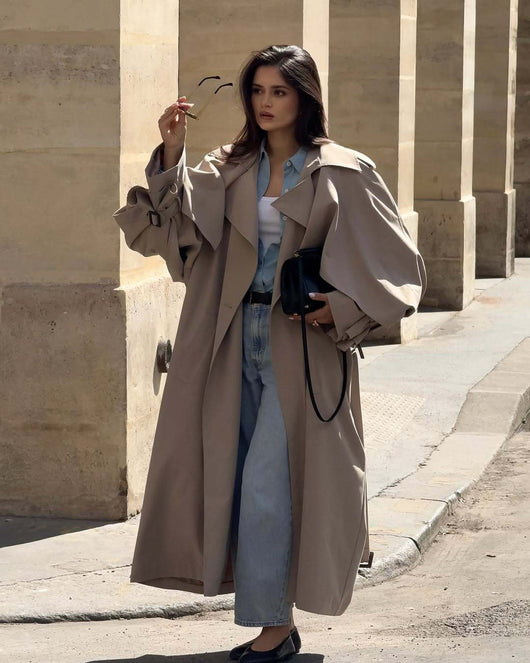 Gabardina Larga Beige con Cinturón y Capa - Image 23
