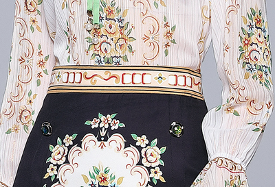 Conjunto de Dos Piezas: Blusa de Gasa con Cuello Mao y Estampado de Moño + Falda - Image 13