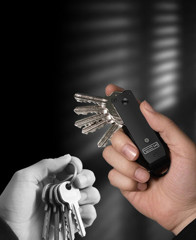 Llavero Inteligente de Aleación de Aluminio con Localizador FindMy - Image 19