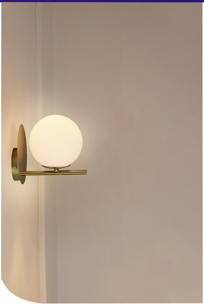 Lámpara de Pared Nórdica en Cobre y Vidrio - Image 9