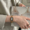 Reloj de Acero Elegancia Retro Debutante