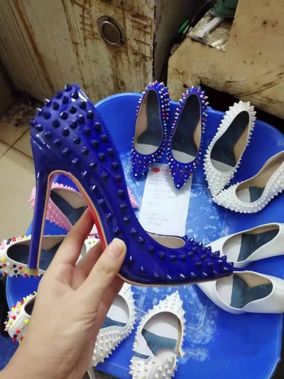 Tacones Altos Puntiagudos con Remaches para Mujer - Image 20