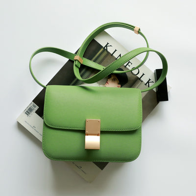 Bolsa Mensajera de Cuero Genuino para Viajes y Trabajo - Image 4