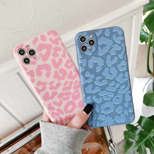 Funda Silicona Premium para iPhone 12, 8Plus y SE - Image 4