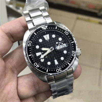 Reloj de Acero Bicolor con Banda Rotativa y Movimiento de Cuarzo - Image 15