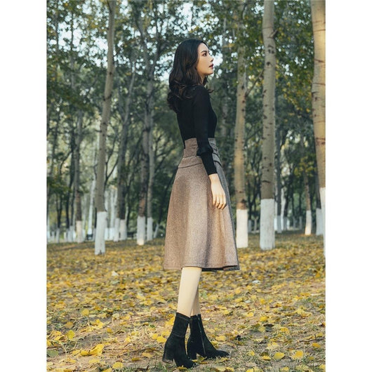 Conjunto Retro de Falda y Suéter de Lana para Mujer - Image 4