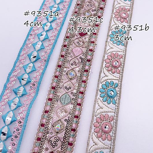 Prendas Étnicas con Encaje Bordado Decorativo