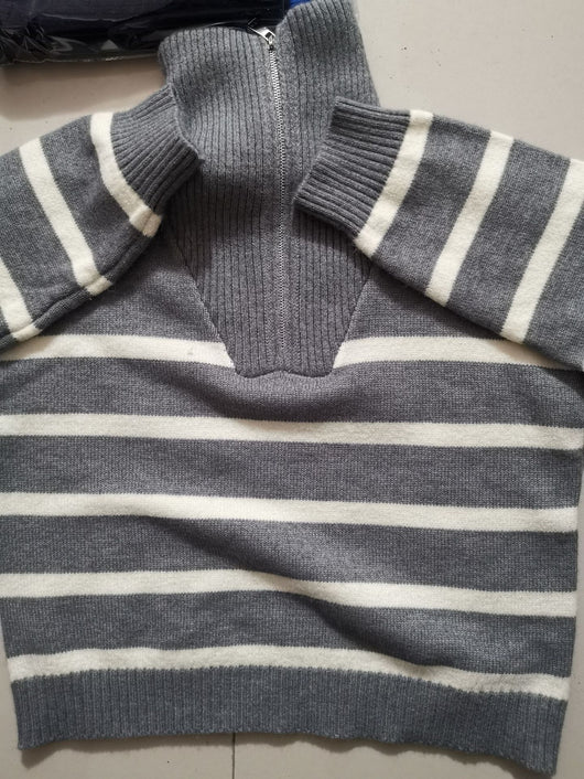 Suéter Holgado a Rayas con Cierre y Cuello Alto para Mujer - Image 11