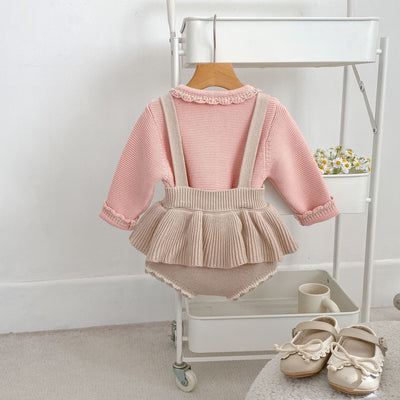 Conjunto de Dos Piezas para Bebé Niña - Cardigan Bicolor con Falda Pantalón Suspensores - Image 27
