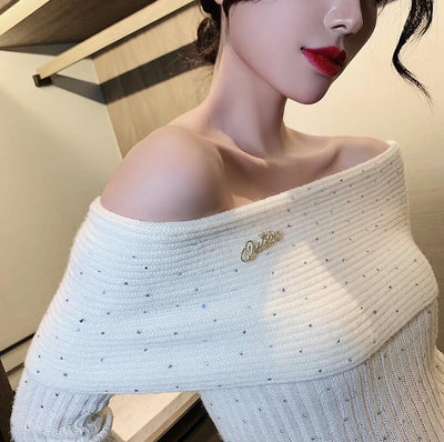 Broche Corona de Diamantes con Letras en Inglés - Image 6