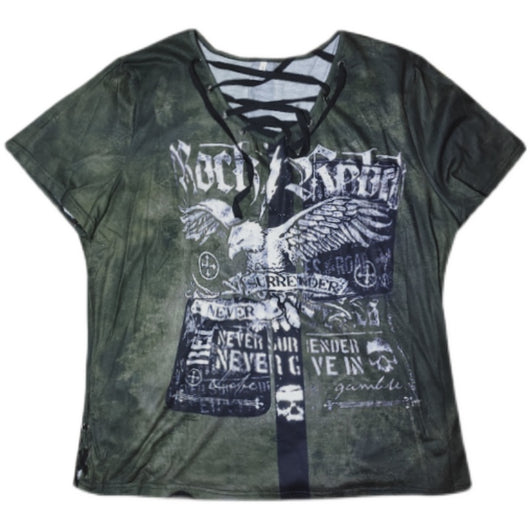 Playera Estilo Punk Retro con Estampado Audaz y Tirantes Ajustables - Image 3