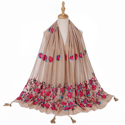 Chal de Viaje Elegante con Bordado Artesanal - Image 11