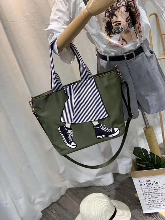 Bolso Bandolera Casual de Nylon con Estampado de Zapatos - Image 3