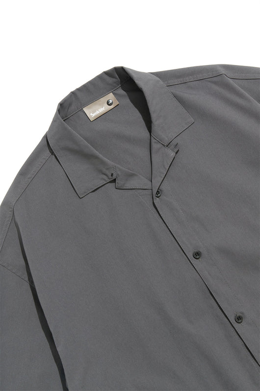 Camisa Clásica de Manga Cinco Puntos en Colores Sólidos - Image 10