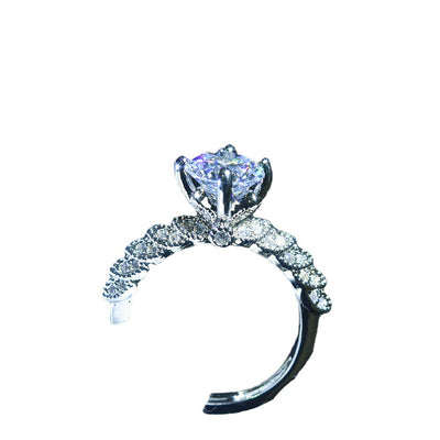 Anillo Diosa de la Fortuna en Moissanita con Baño de Platino - Image 5