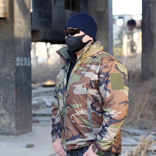 Chaqueta Urbana de Camuflaje: Protección Impermeable para Frío y Lluvia