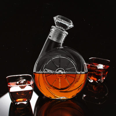 Decantador de Vino Vintage con Tapón Diamante y Soplador - Image 10