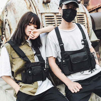 Riñonera Streetwear Chest Rig para Mujer Negro - Image 5