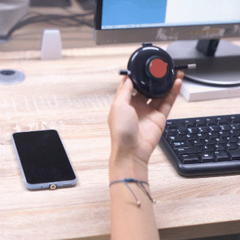 Cargador Magnético 3 en 1 Retráctil con Soporte para Auto - Image 11