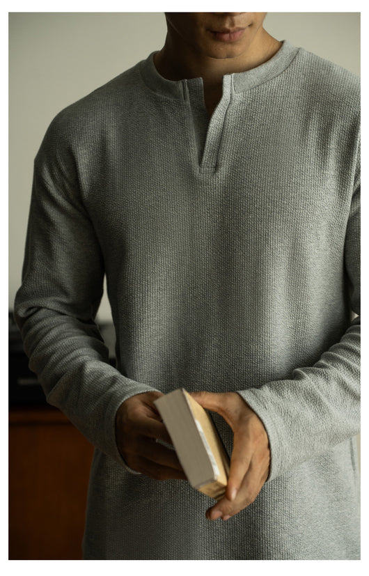 Camiseta Básica Cuello V Manga Larga para Hombre - Image 13