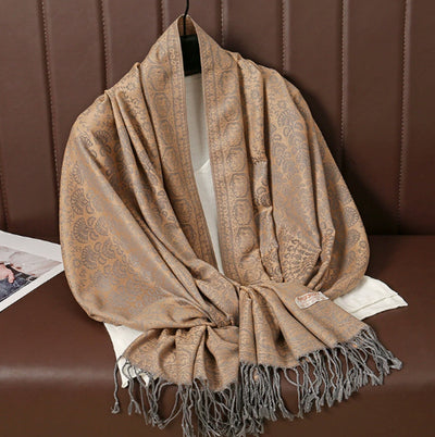 Bufanda Étnica Invernal con Borlas - Abrigo Cálido y Elegante - Image 3