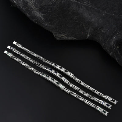 Pulsera de Plata Esterlina con Cuerda de Cáñamo y Circones Tejidos a Mano - Image 2