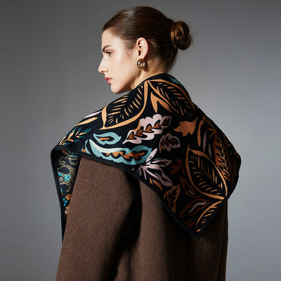 Chal Triangular Jacquard Hojas de Otoño Estilo Europeo - Image 3
