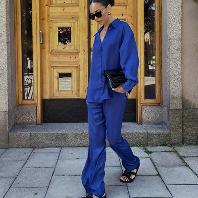 Conjunto de Dos Piezas: Blusa Azul y Pantalón Largo Dinklein