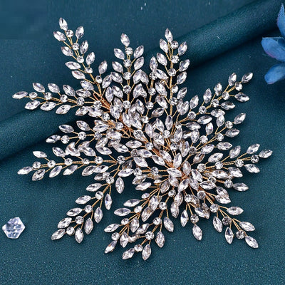 Diadema Elegante para Recogidos de Novia - Image 3