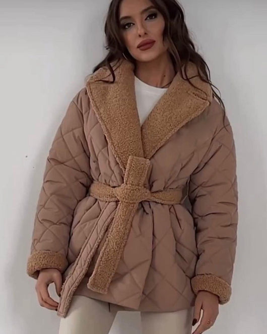 Abrigo Cuadros Invierno con Cintura Ajustable - Diseño Versátil para Mujer - Image 8