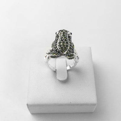Anillo de Rana Glamour Exagerado - Diseño Personalidad Femenina - Image 2
