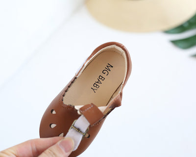 Zapatos Transpirables para Niñas con Diseño Calado - Image 13