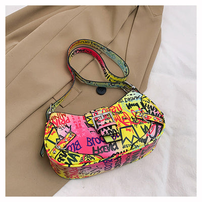 Bolsa de Hombro Messenger con Diseño de Letra de Moda - Image 20