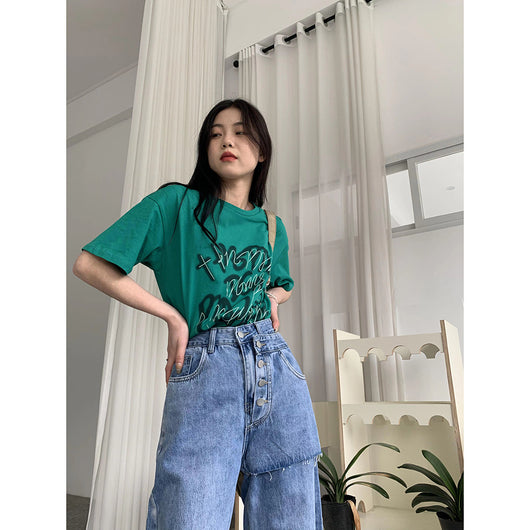 Playera Corta Creativa con Diseño Personalizado para Mujer