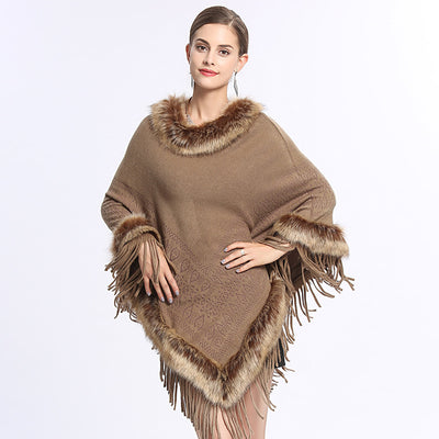 Poncho Tejido con Cuello de Piel Sintética de Zorro y Borlas - Image 7